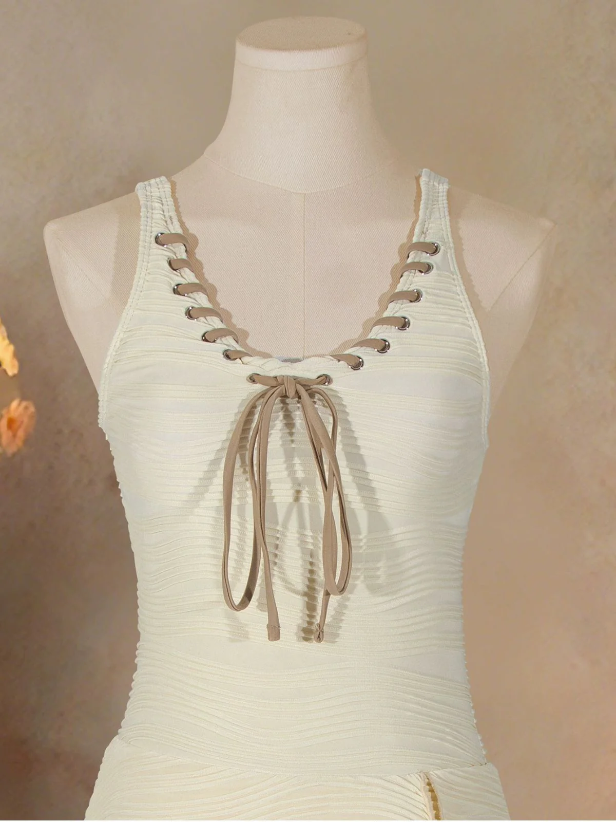 Beige 1930s Solid Lace-Up Swim Dress - Image 4