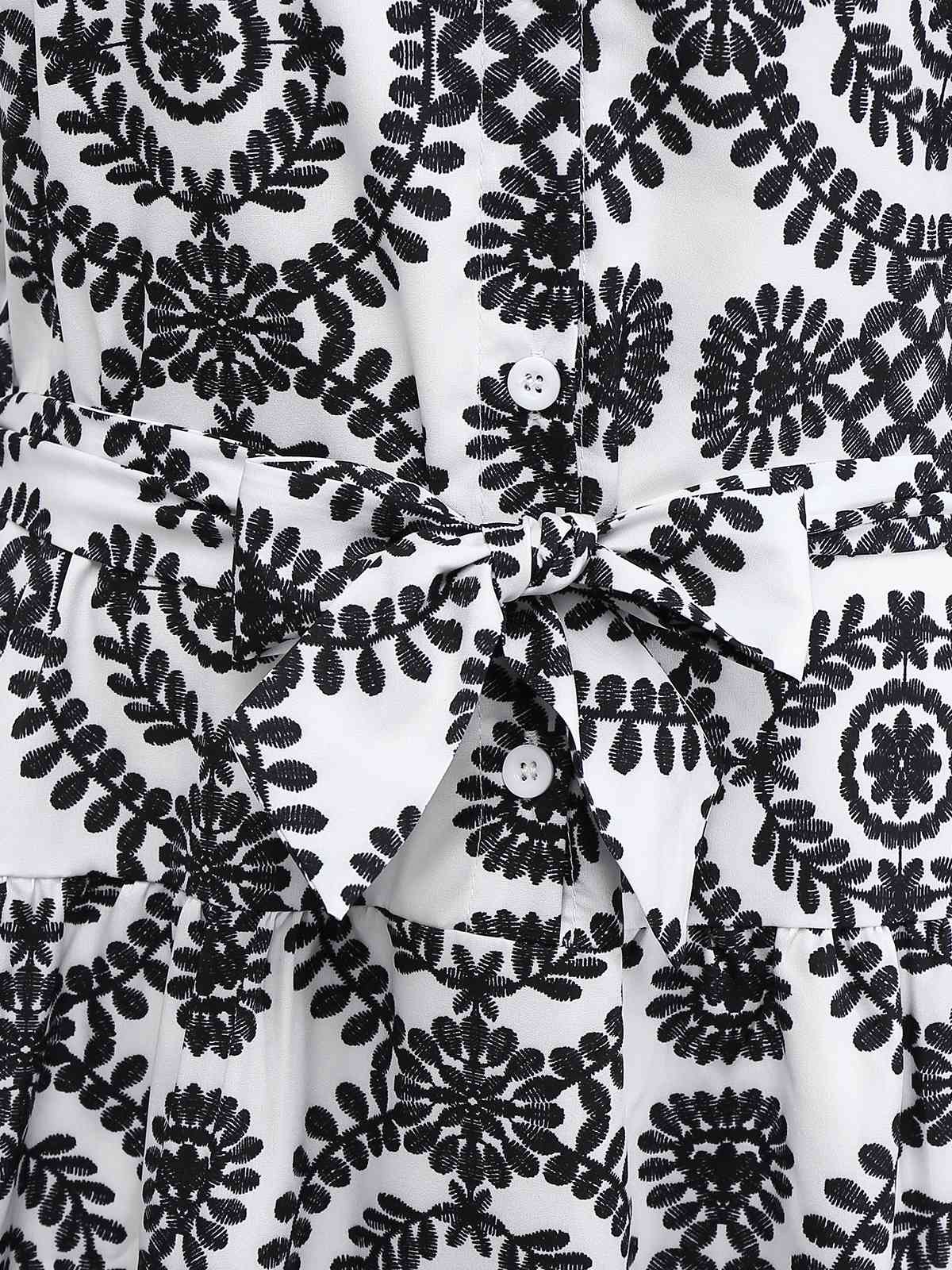 Black 1940s Lapel Tie-Waist Floral Sleeveless Dress - Image 4