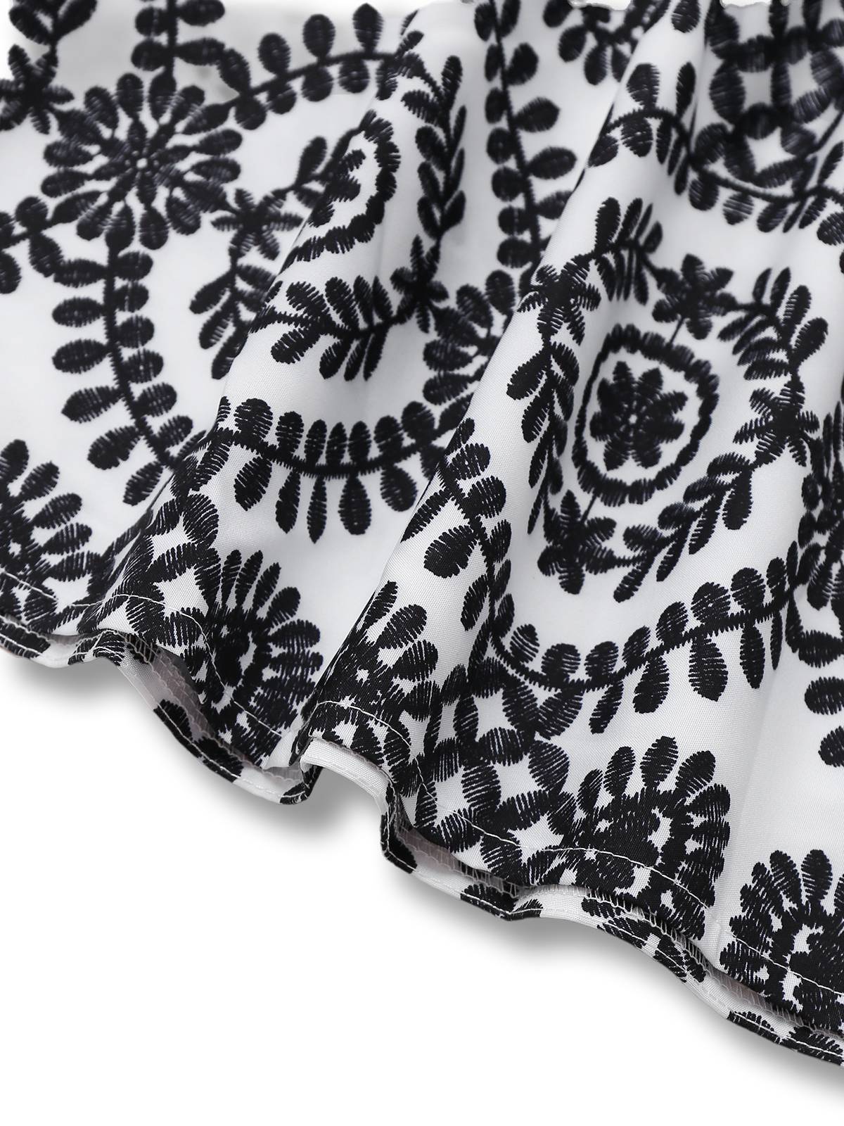 Black 1940s Lapel Tie-Waist Floral Sleeveless Dress - Image 5