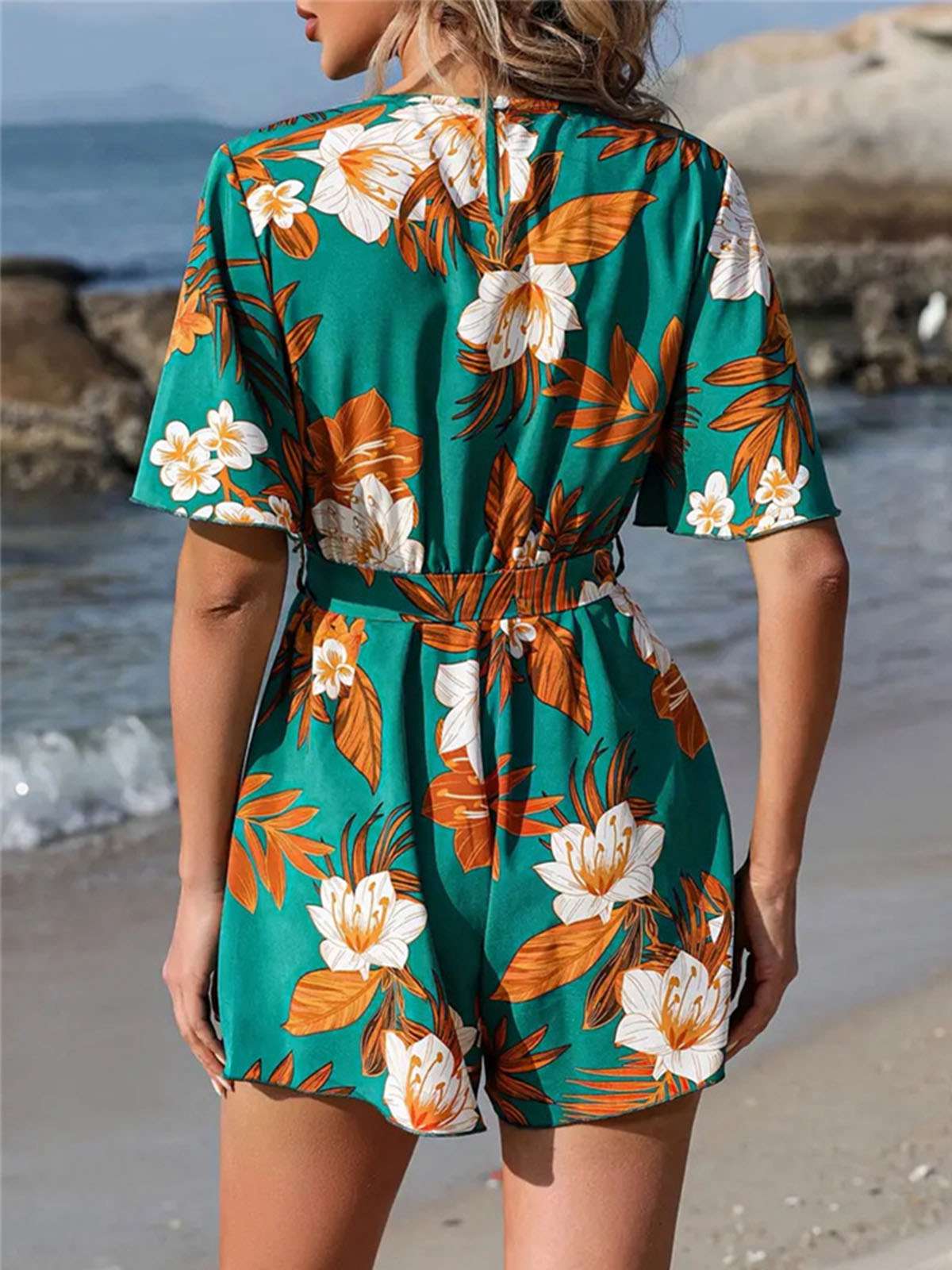 Green 1970s V-Neck Ruffle Sleeves Romper - Image 4