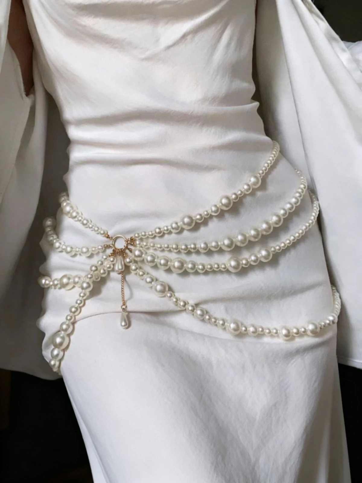 Multi-Layer Pearl Teardrop Pendant Waist Chain