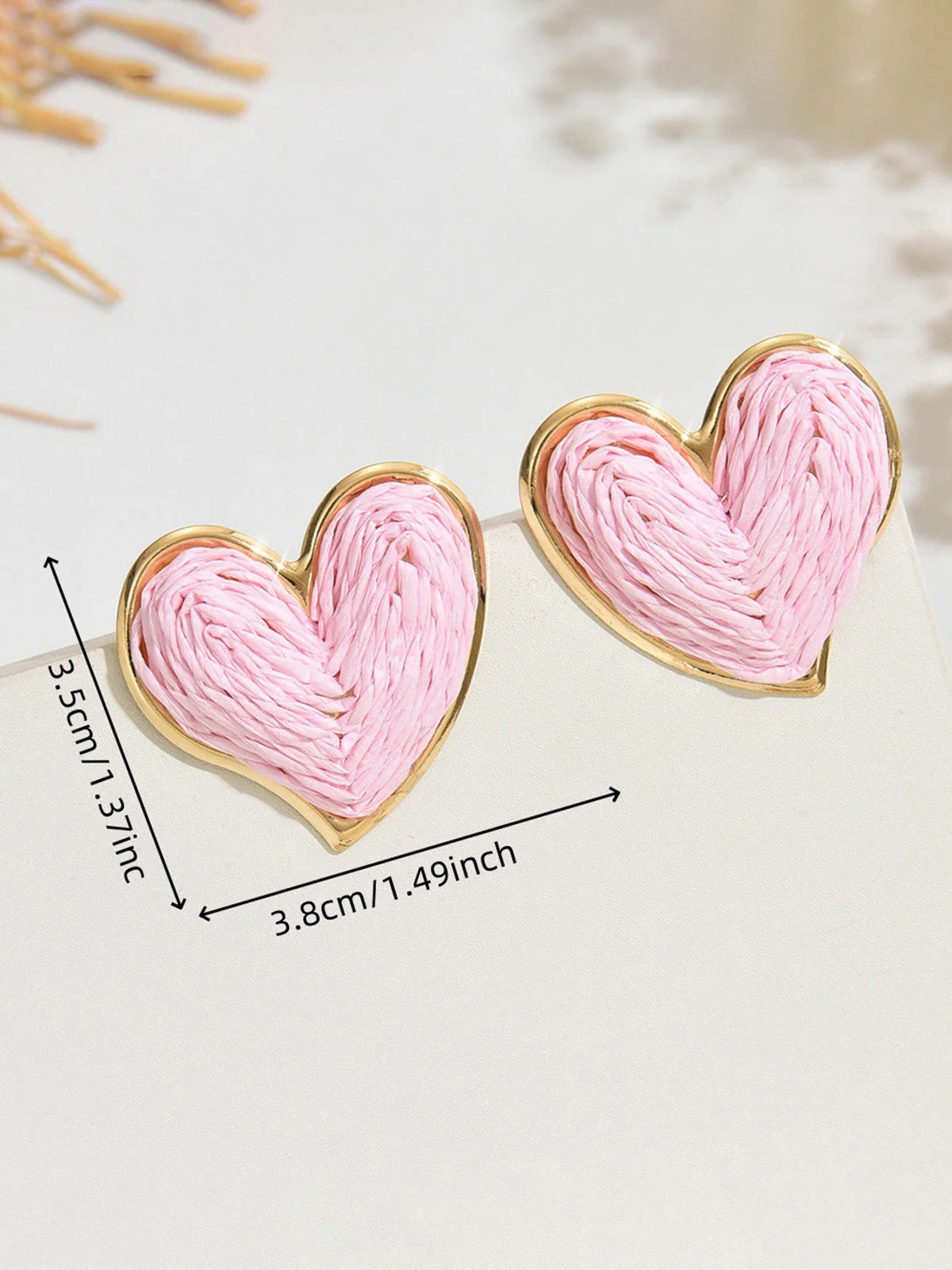 Retro Raffia Woven Heart Earrings - Image 4