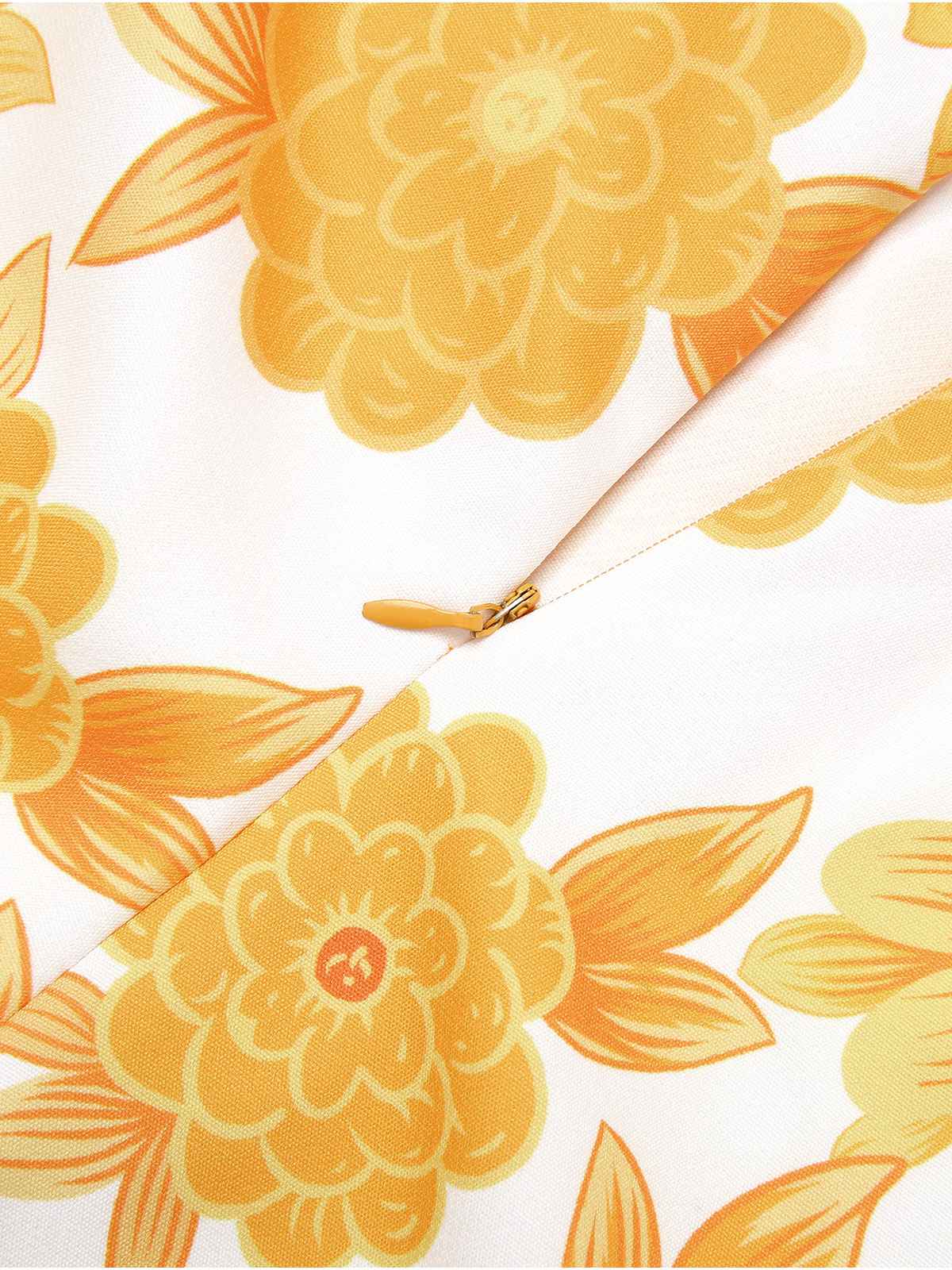 Yellow 1950s Spaghetti Strap Floral Romper - Image 5