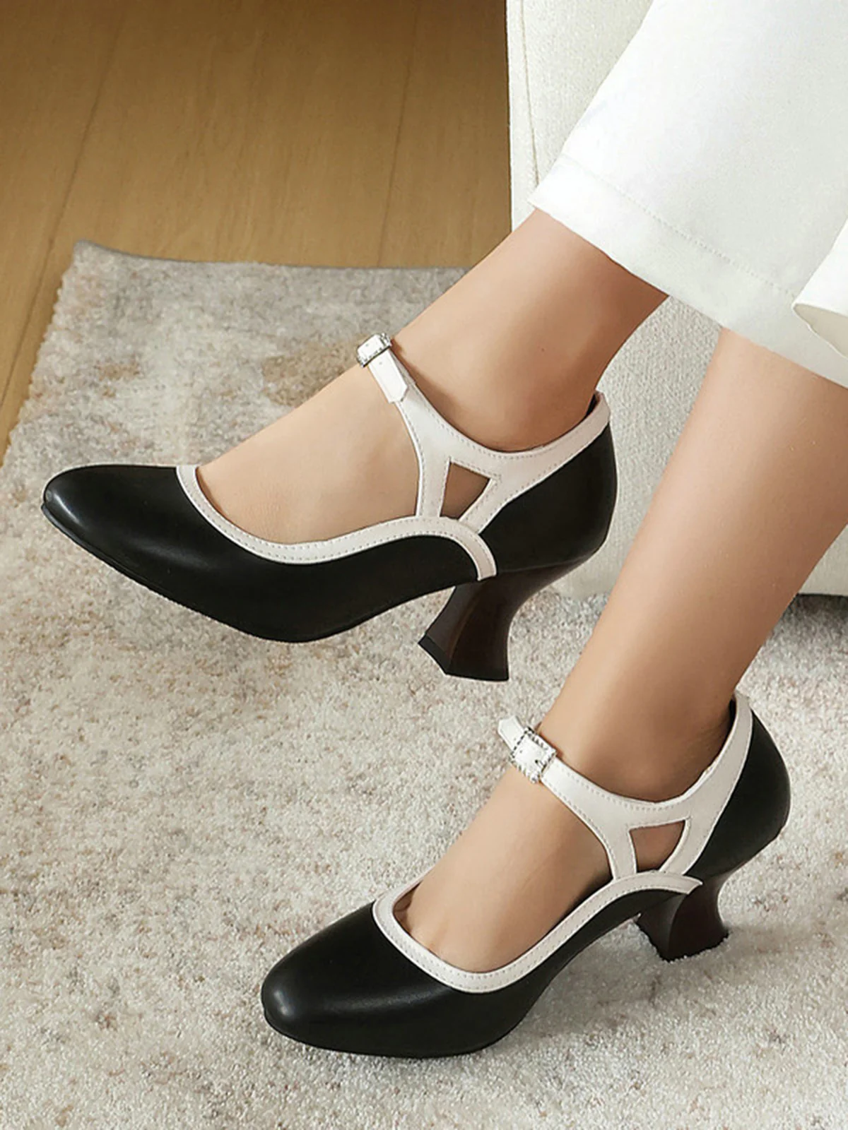 Vintage Pointed Toe Elegant Cone Heel Shoes - Image 3